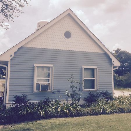 A Chateau On The Bayou Bed & Breakfast Raceland Room photo