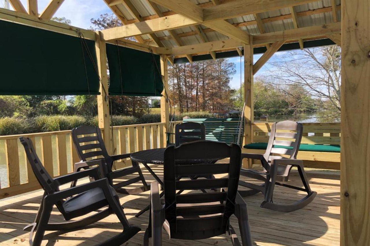A Chateau On The Bayou Bed & Breakfast Raceland Exterior photo